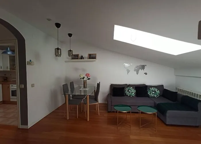 Lägenhet La Casa De La Flora A 3 Minutos De La Catedral Vut09187